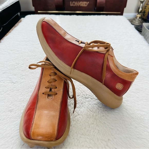 Reaction Kenneth Cole 2 Tone Red/Brown Leather Lace Up Chunky Shoes Size 9.5 M - Picture 2 of 12